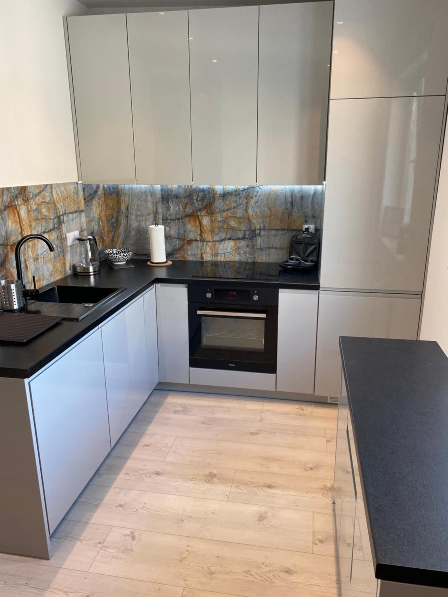 Lovers' Loft Apartment In Krakow - Orawska 7 المظهر الخارجي الصورة